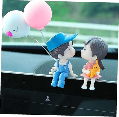 Couple Car Decoration – Cute Cartoon Figurine for Dashboard & Gift